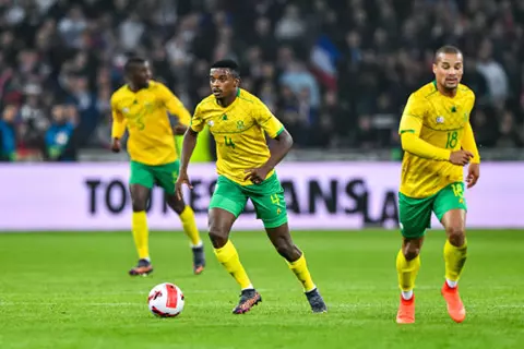 بعد إشراك لاعب موقوف.. هل يخصم فيفا 3 نقاط من جنوب أفريقيا في تصفيات كأس العالم؟ (لائحة)